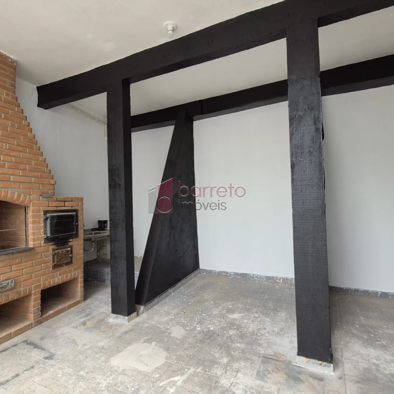 CASA COM 6 SUÍTES À VENDA EM CAMPO LIMPO PAULISTA/SP