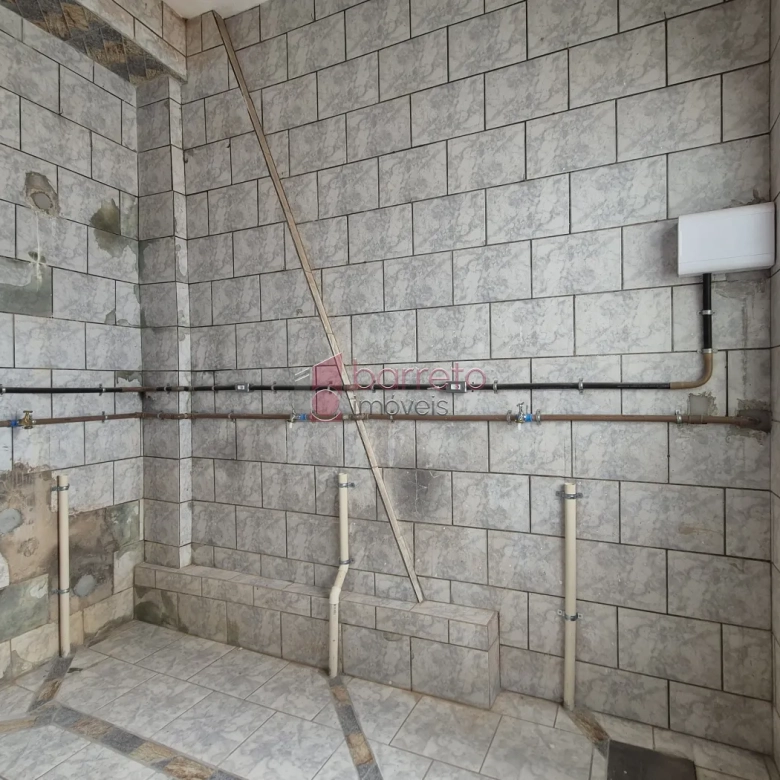 CASA COM 6 SUÍTES À VENDA EM CAMPO LIMPO PAULISTA/SP