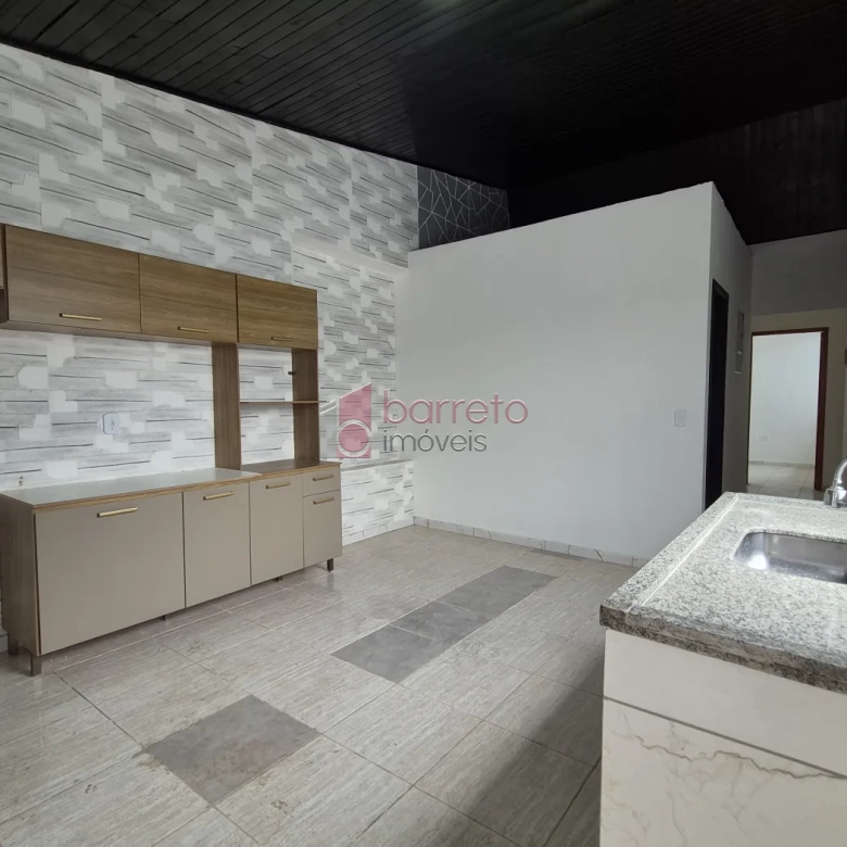 CASA COM 6 SUÍTES À VENDA EM CAMPO LIMPO PAULISTA/SP