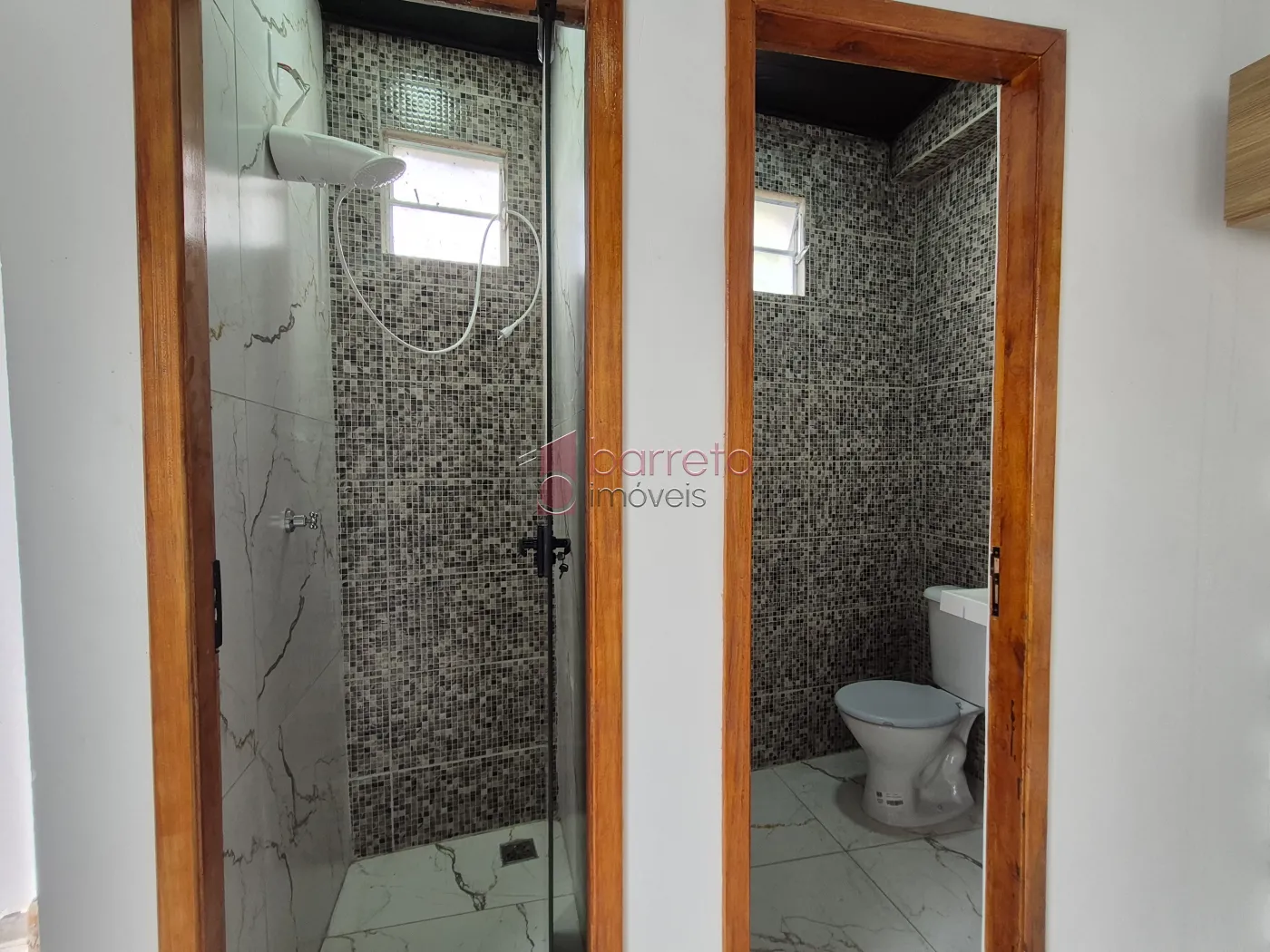 CASA COM 6 SUÍTES À VENDA EM CAMPO LIMPO PAULISTA/SP