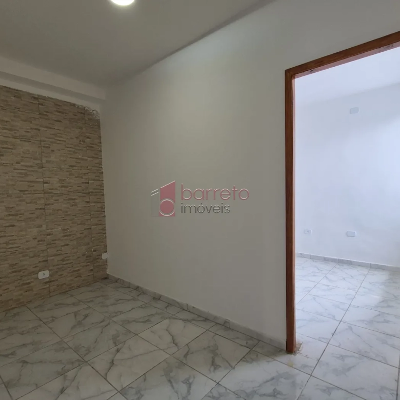CASA COM 6 SUÍTES À VENDA EM CAMPO LIMPO PAULISTA/SP