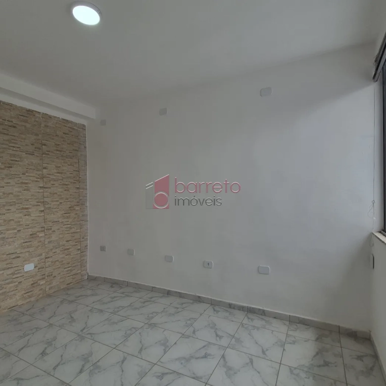 CASA COM 6 SUÍTES À VENDA EM CAMPO LIMPO PAULISTA/SP