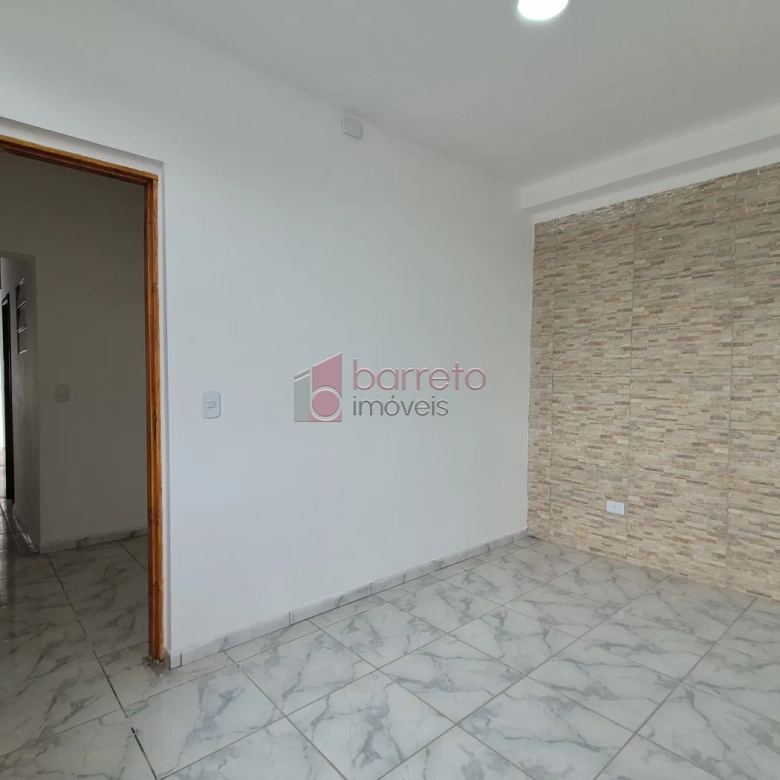 CASA COM 6 SUÍTES À VENDA EM CAMPO LIMPO PAULISTA/SP