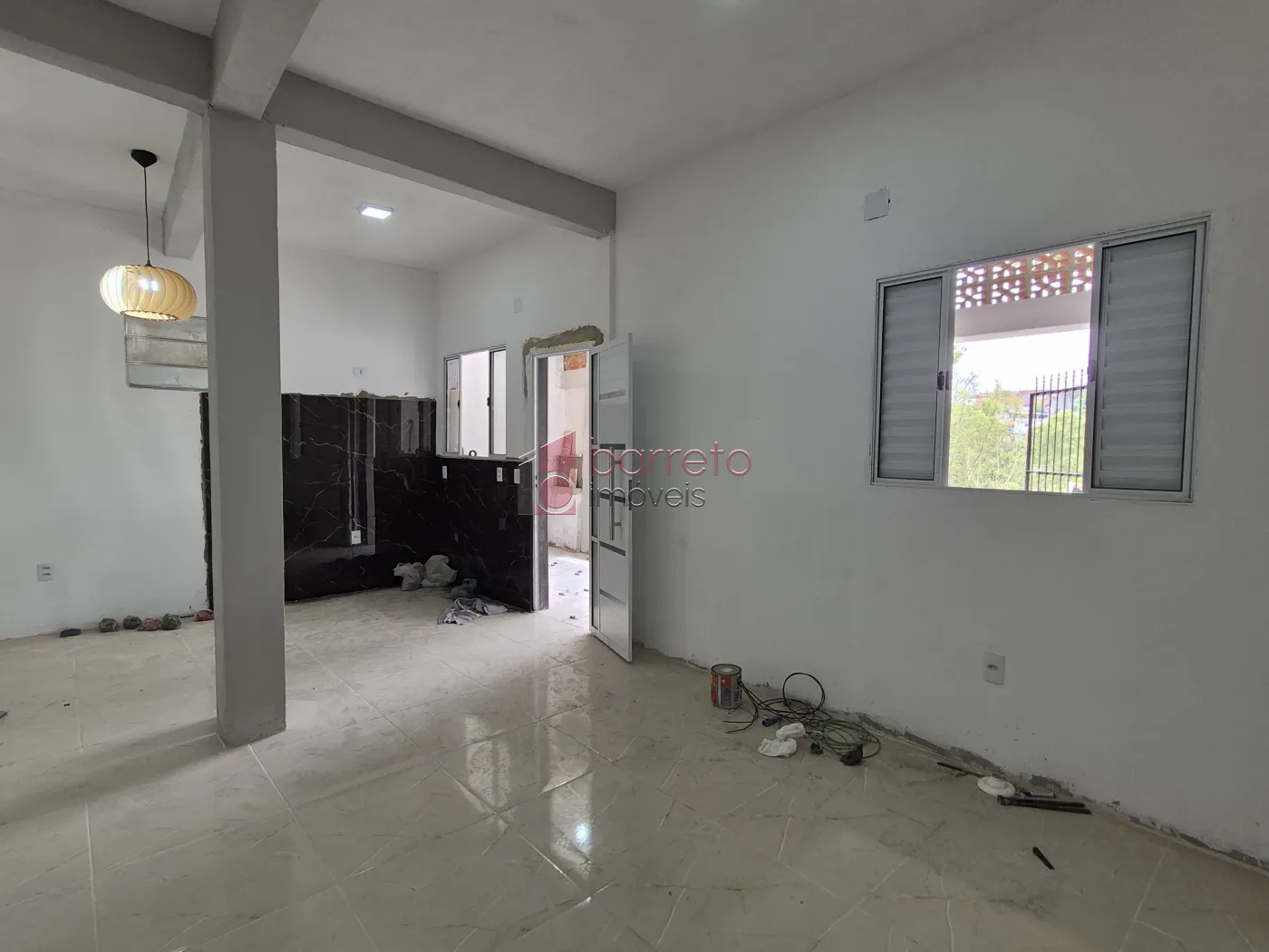 CASA COM 6 SUÍTES À VENDA EM CAMPO LIMPO PAULISTA/SP