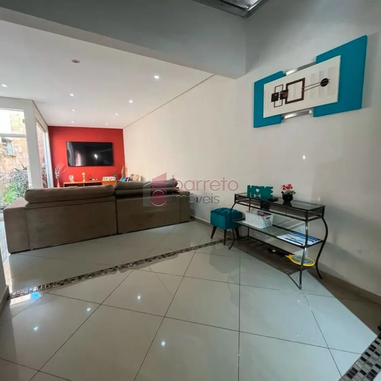 CASA COM 3 QUARTOS À VENDA NA VILA CONSTANÇA EM CAMPO LIMPO PAULISTA/SP