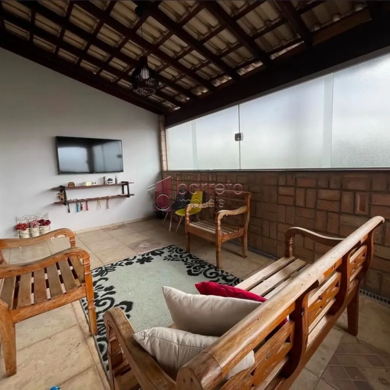 CASA COM 3 QUARTOS À VENDA NA VILA CONSTANÇA EM CAMPO LIMPO PAULISTA/SP