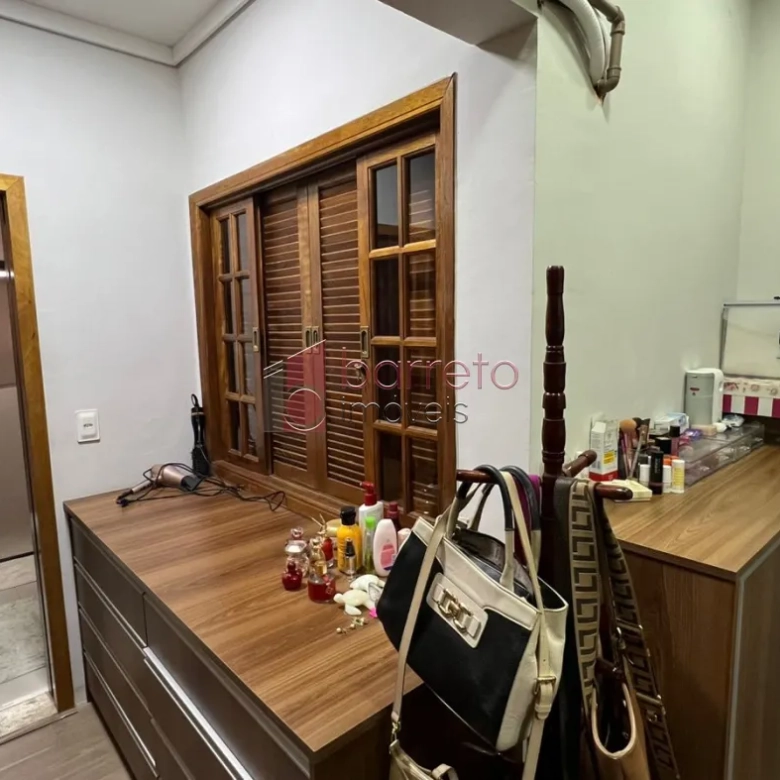 CASA TÉRRA SEMI MOBILIADA PARA VENDA E LOCAÇÃO NO CONDOMÍNIO RESERVA BOM VIVER – CAMPO LIMPO PAULISTA/SP