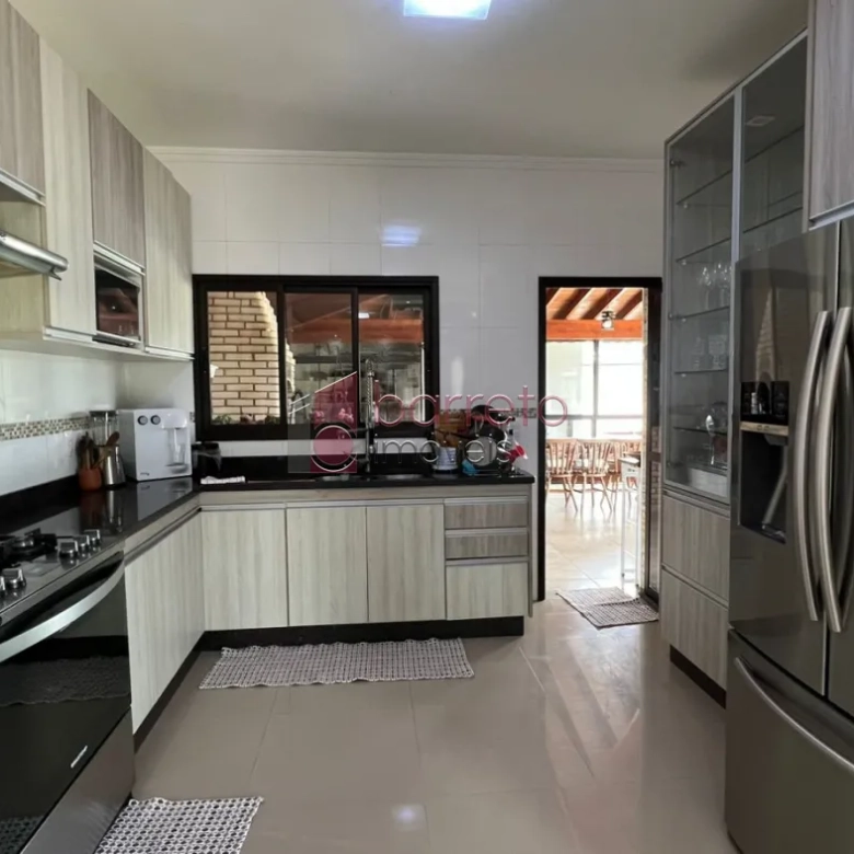 CASA TÉRRA SEMI MOBILIADA PARA VENDA E LOCAÇÃO NO CONDOMÍNIO RESERVA BOM VIVER – CAMPO LIMPO PAULISTA/SP