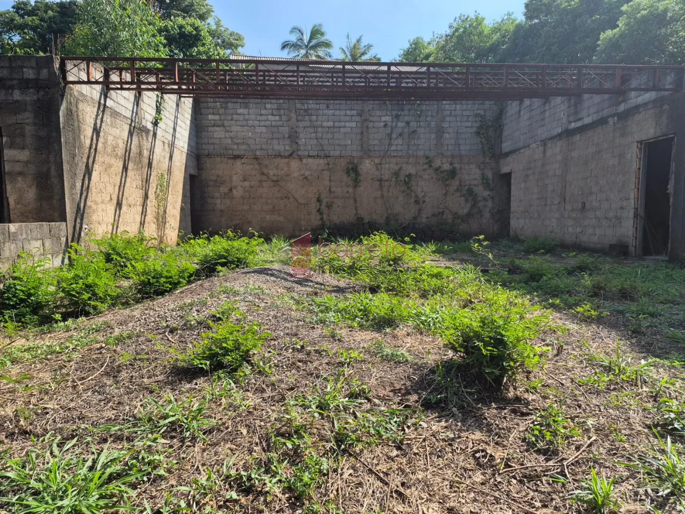 TERRENO À VENDA NO LOTEAMENTO VILLE  SAINT JAMES I EM CAMPO LIMPO PAULISTA/SP