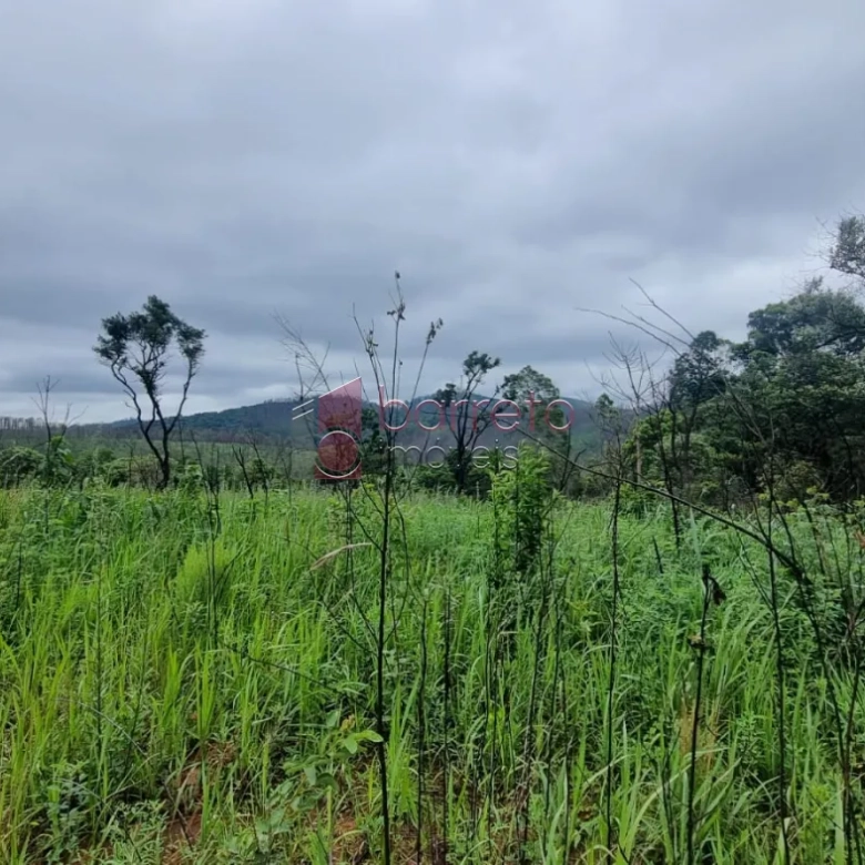 TERRENO PARA FORMAÇÃO DE CHÁCARA À VENDA NO LOTEAMENTO BOSQUES DO MOINHO – CAMPO LIMPO PAULISTA/SP
