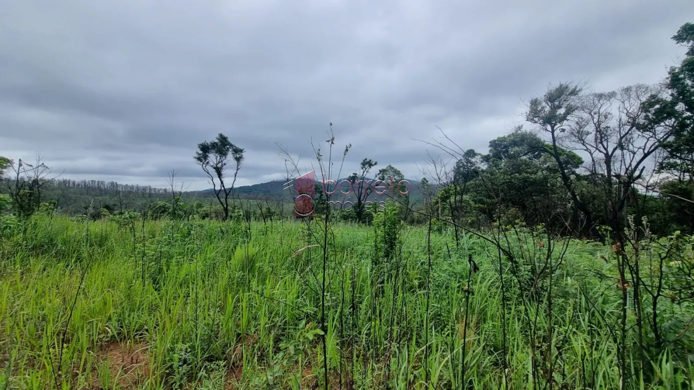 TERRENO PARA FORMAÇÃO DE CHÁCARA À VENDA NO LOTEAMENTO BOSQUES DO MOINHO – CAMPO LIMPO PAULISTA/SP