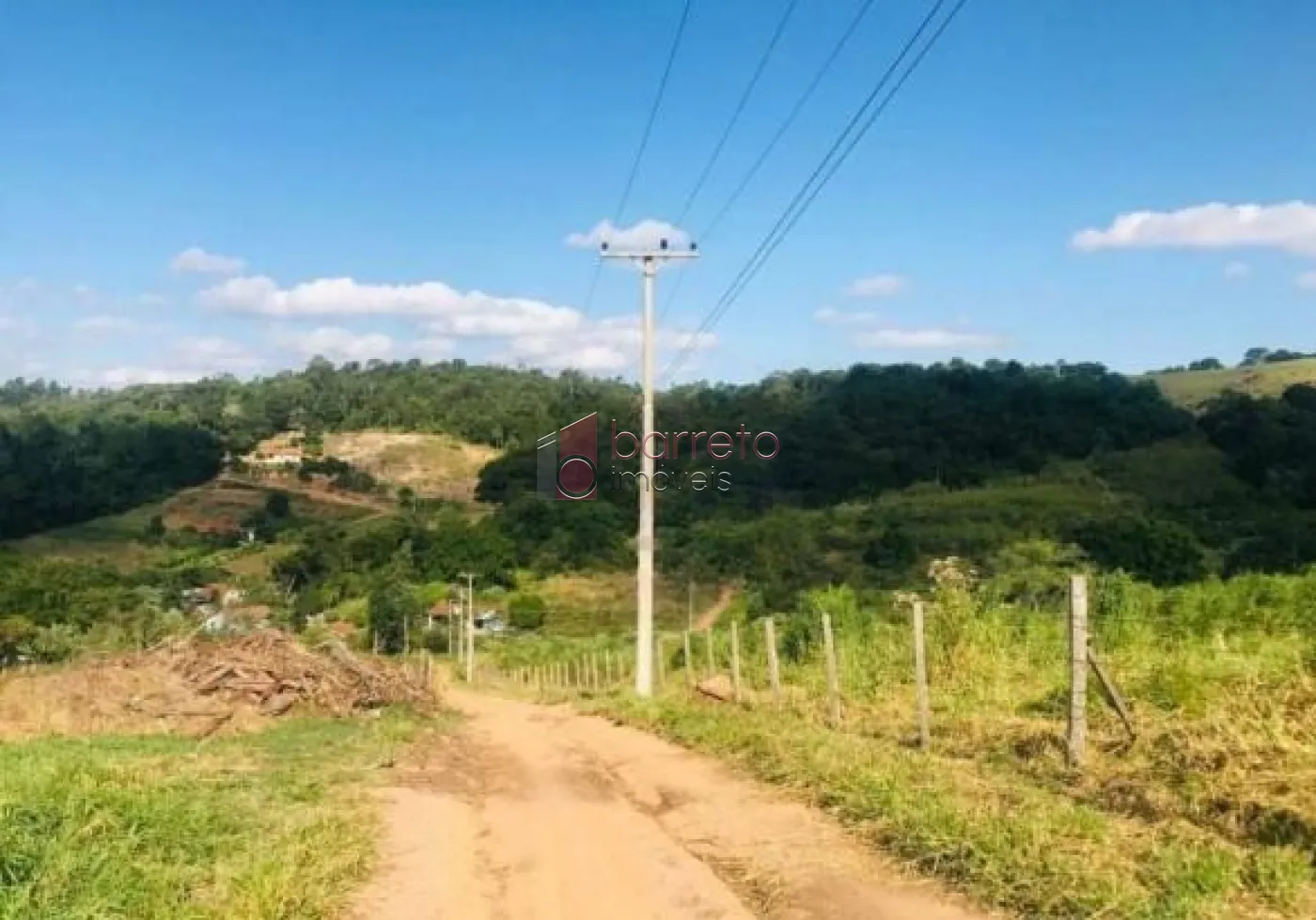 Comercial Área em Itatiba