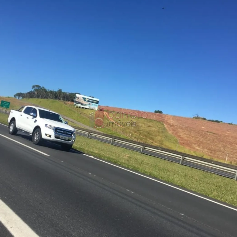 Área de Uso misto com frente para Dom Pedro I, Itatiba, SP