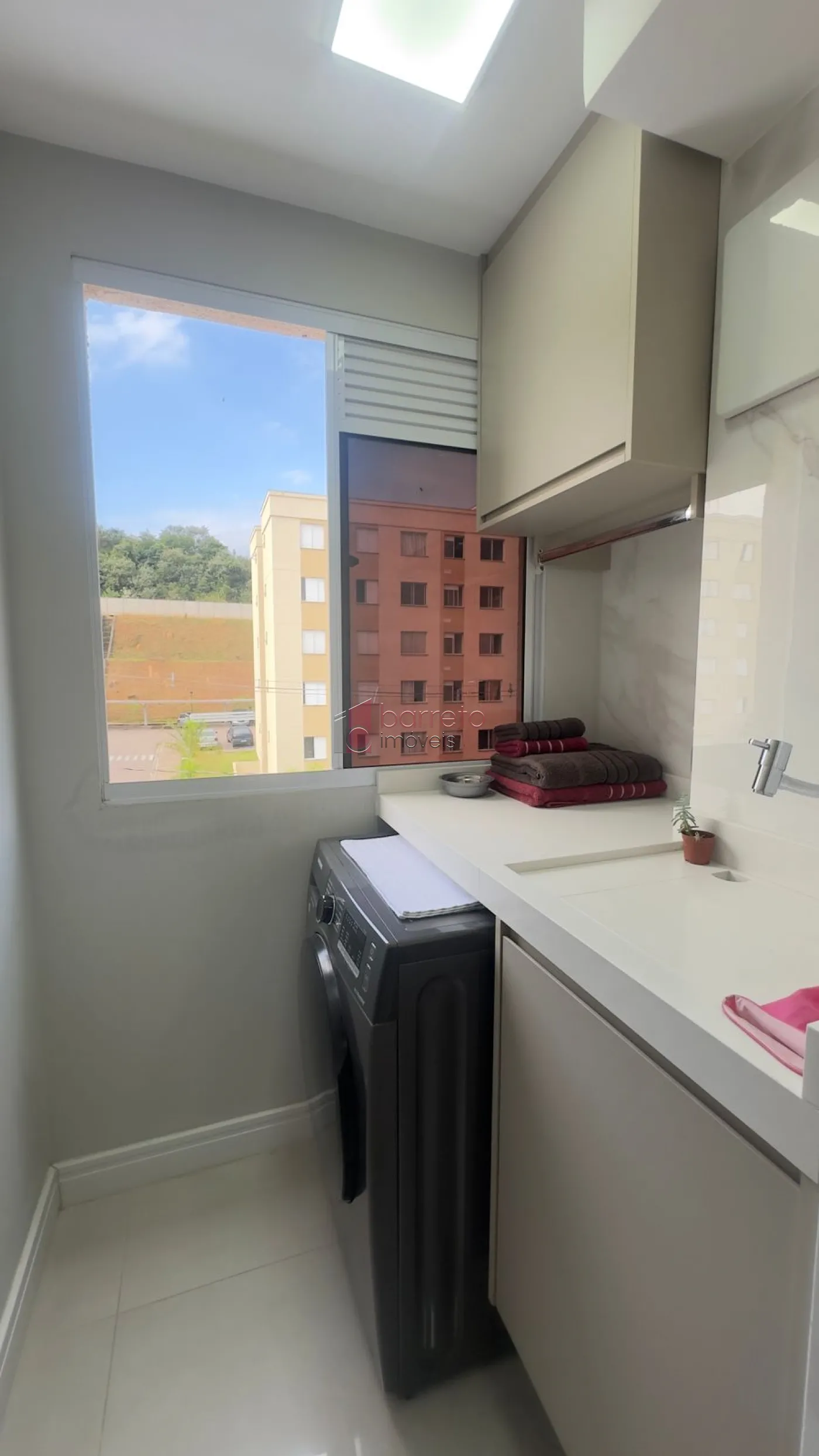 APARTAMENTO COM 02 QUARTOS À VENDA NO RESERVA MONT SERRAT – ITUPEVA/SP.