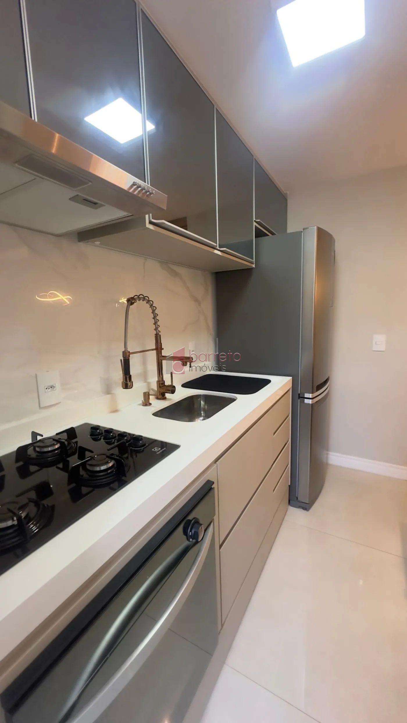 APARTAMENTO COM 02 QUARTOS À VENDA NO RESERVA MONT SERRAT – ITUPEVA/SP.