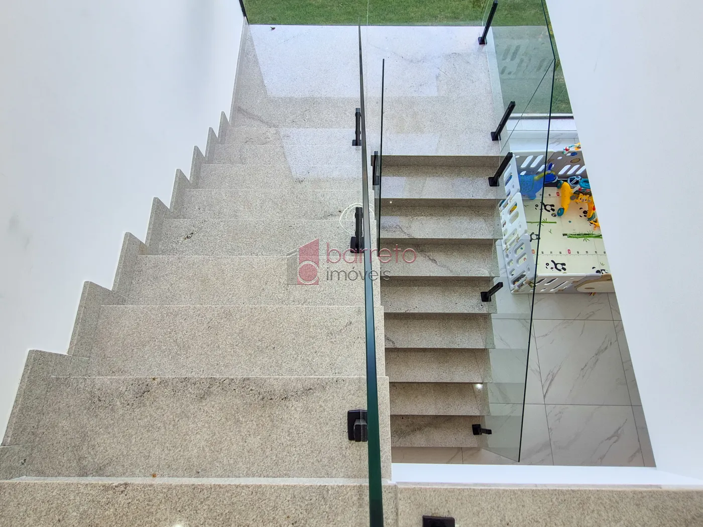 CASA À VENDA NO CONDOMÍNIO SERRA AZUL I EM ITUPEVA/SP