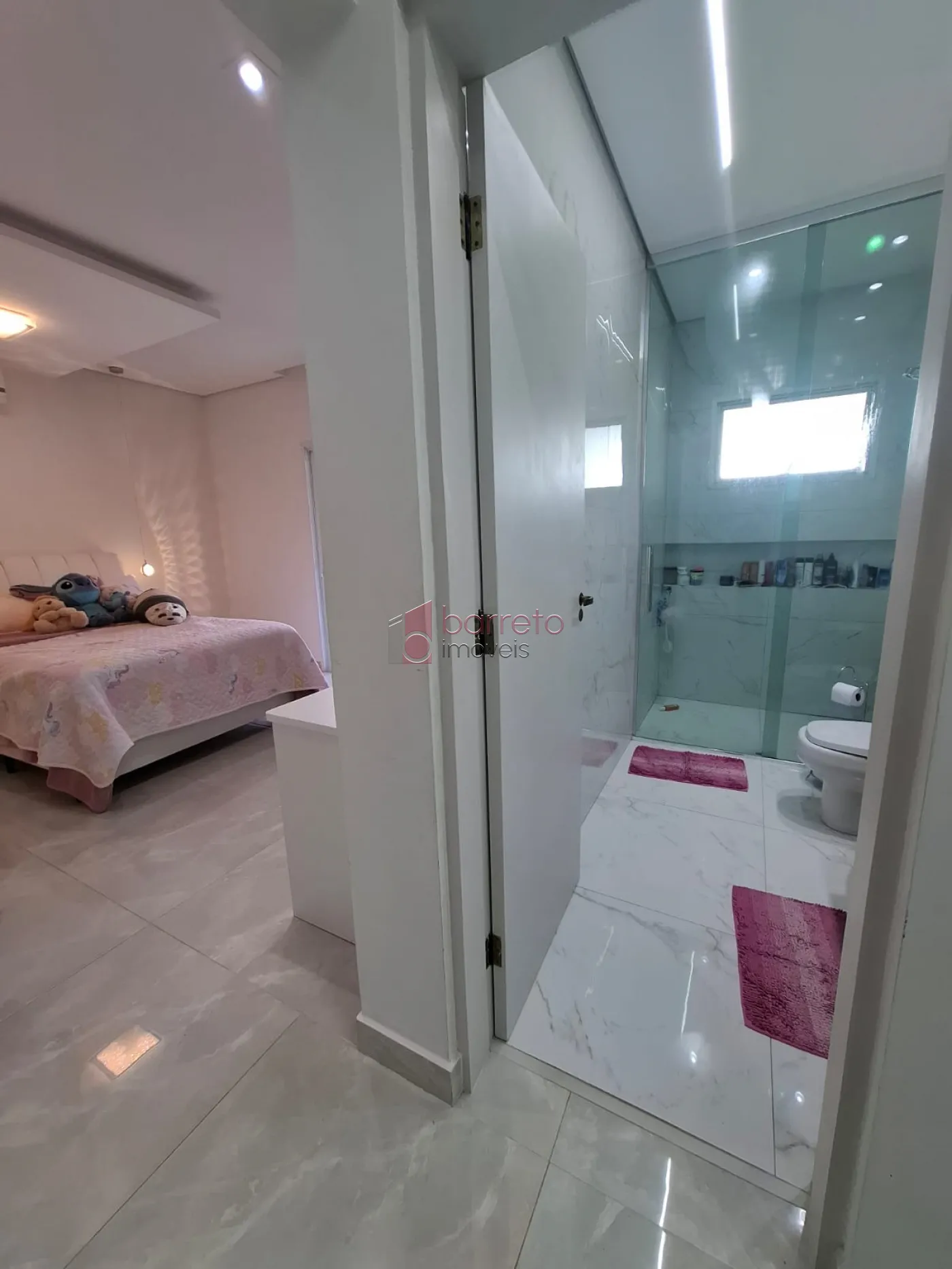CASA DE ALTO PADRÃO À VENDA NO CONDOMÍNIO VIVENDAS DO JAPI EM JUNDIAÍ/SP