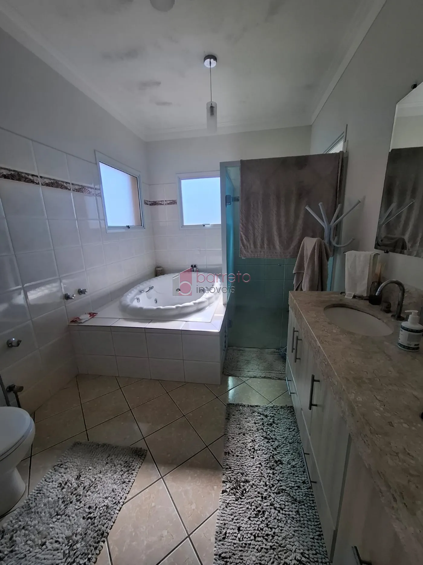 CASA DE ALTO PADRÃO À VENDA NO CONDOMÍNIO VIVENDAS DO JAPI EM JUNDIAÍ/SP