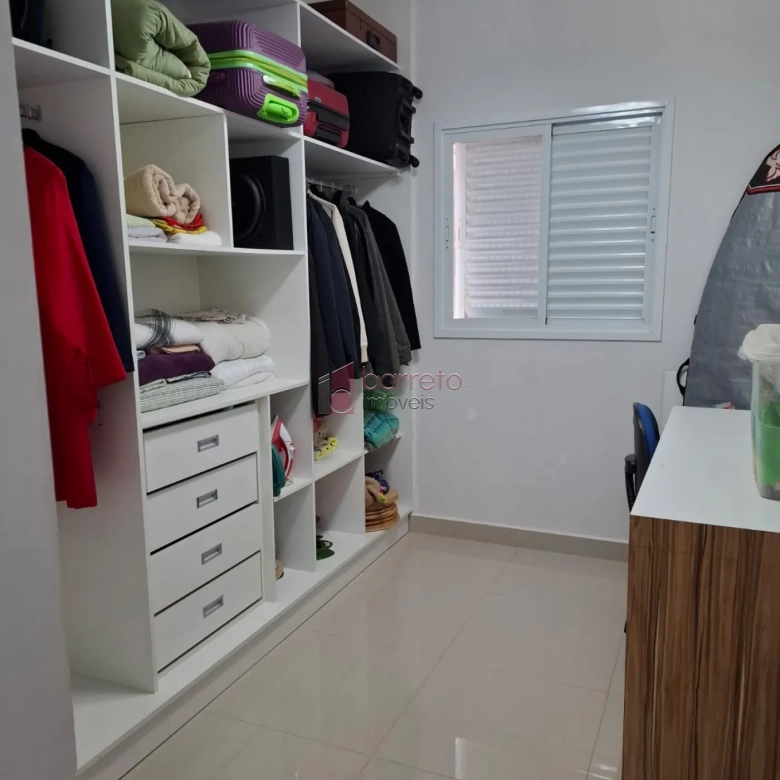 CASA DE ALTO PADRÃO À VENDA NO CONDOMÍNIO VIVENDAS DO JAPI EM JUNDIAÍ/SP