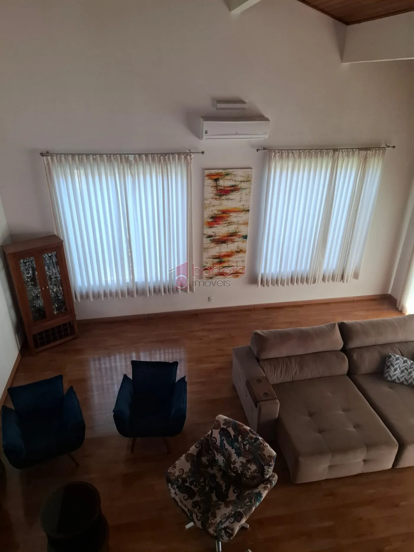 CASA DE ALTO PADRÃO À VENDA NO CONDOMÍNIO VIVENDAS DO JAPI EM JUNDIAÍ/SP
