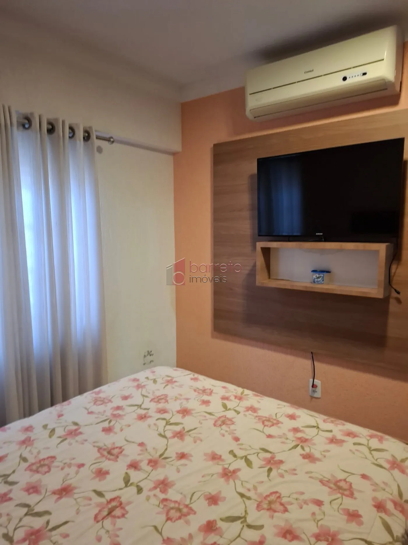CASA DE ALTO PADRÃO À VENDA NO CONDOMÍNIO VIVENDAS DO JAPI EM JUNDIAÍ/SP