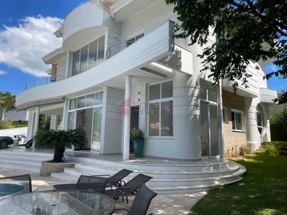 CASA COM 04 SUÍTES À VENDA NO CONDOMÍNIO TERRAS DE SANTA TERESA EM ITUPEVA/SP