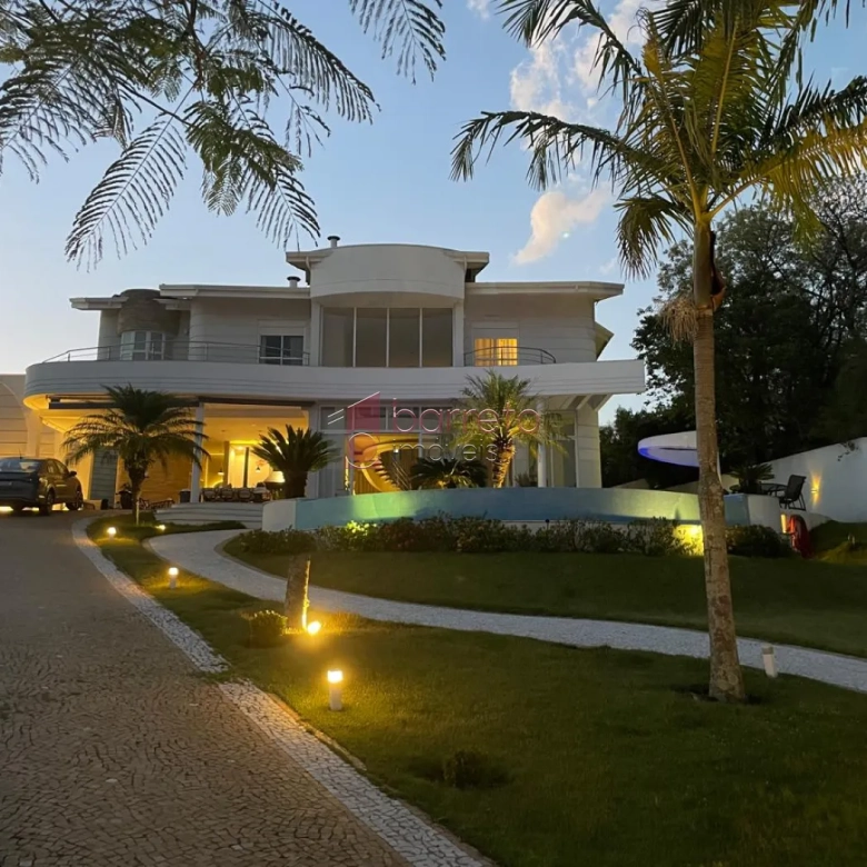 CASA COM 04 SUÍTES À VENDA NO CONDOMÍNIO TERRAS DE SANTA TERESA EM ITUPEVA/SP