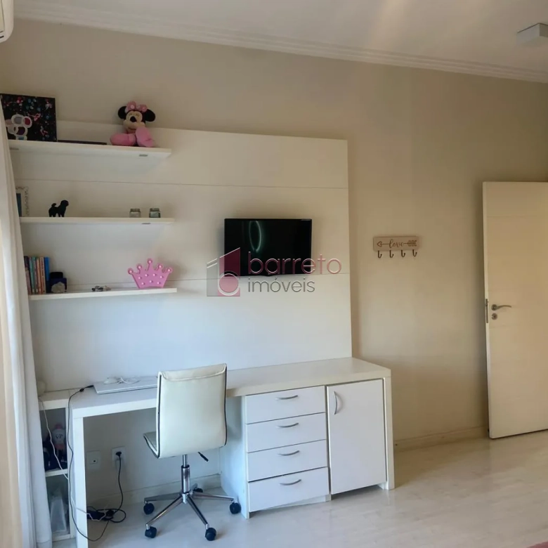 CASA COM 04 SUÍTES À VENDA NO CONDOMÍNIO TERRAS DE SANTA TERESA EM ITUPEVA/SP