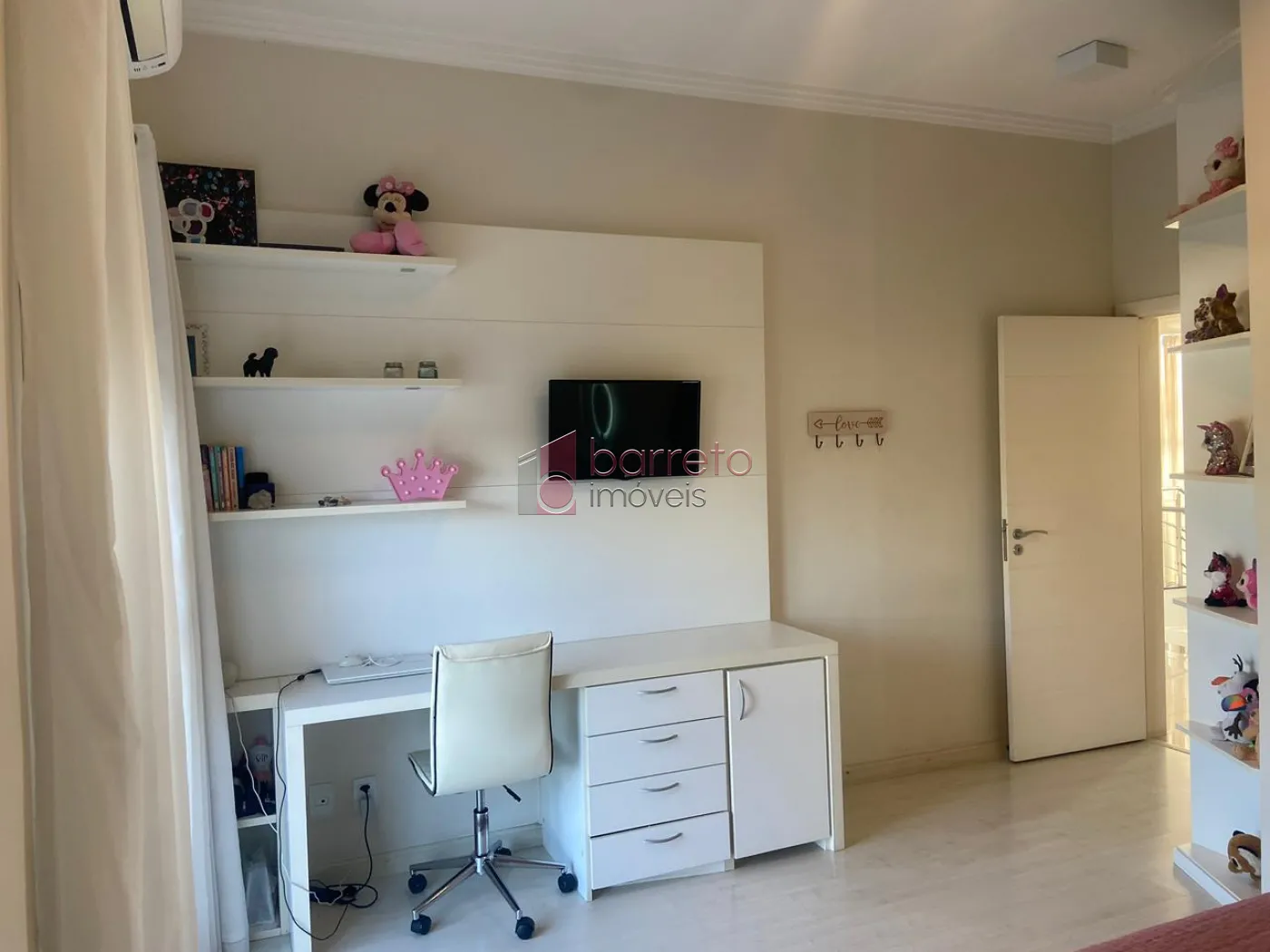 CASA COM 04 SUÍTES À VENDA NO CONDOMÍNIO TERRAS DE SANTA TERESA EM ITUPEVA/SP