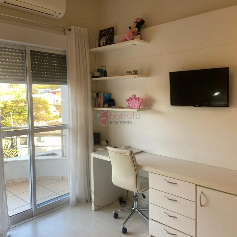 CASA COM 04 SUÍTES À VENDA NO CONDOMÍNIO TERRAS DE SANTA TERESA EM ITUPEVA/SP