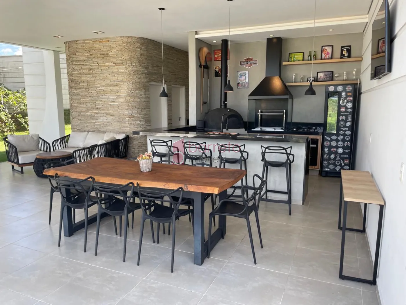 CASA COM 04 SUÍTES À VENDA NO CONDOMÍNIO TERRAS DE SANTA TERESA EM ITUPEVA/SP