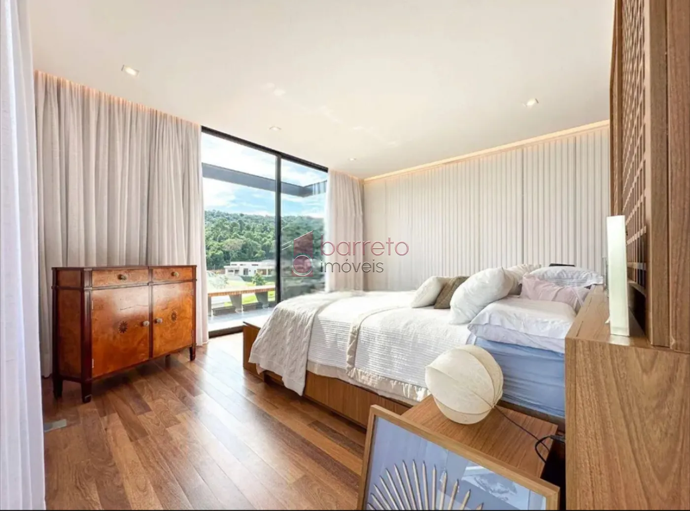 SOBRADO À VENDA COM 03 QUARTOS – CONDOMÍNIO FAZENDA SERRA AZUL 1 – ITUPEVA/SP