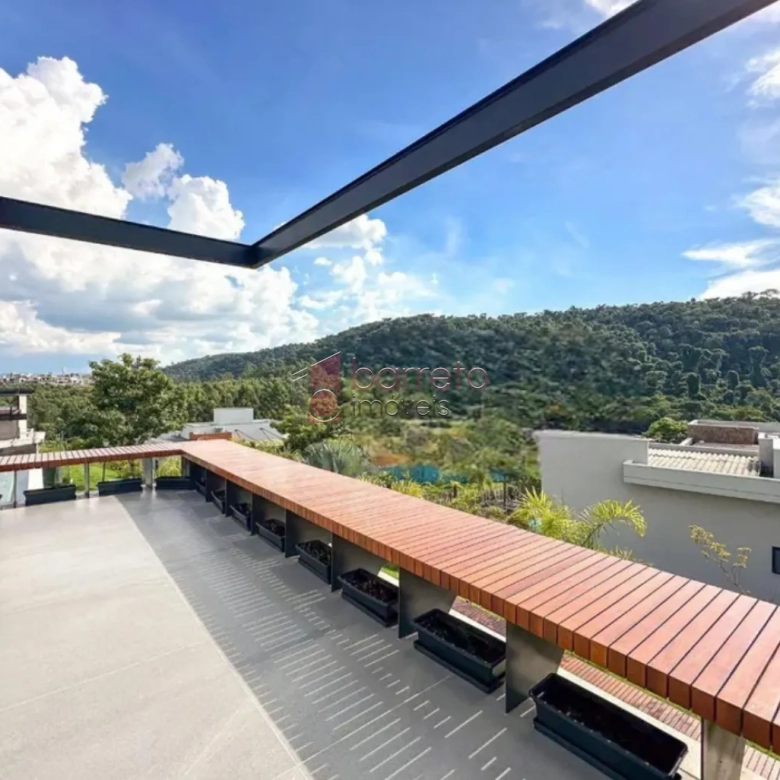SOBRADO À VENDA COM 03 QUARTOS – CONDOMÍNIO FAZENDA SERRA AZUL 1 – ITUPEVA/SP
