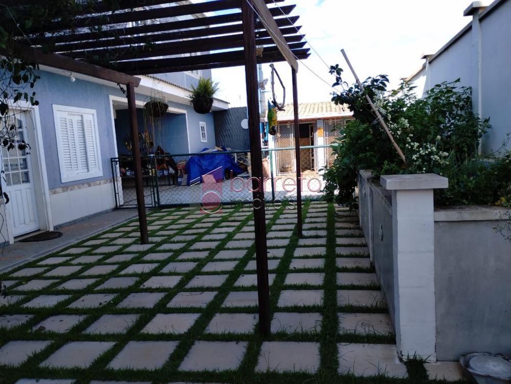 CASA A VENDA EM CONDOMÍNIO DE ALTO PADRÃO – RESIDENCIAL SOLAR DOS BANDEIRANTES – ITUPEVA/SP