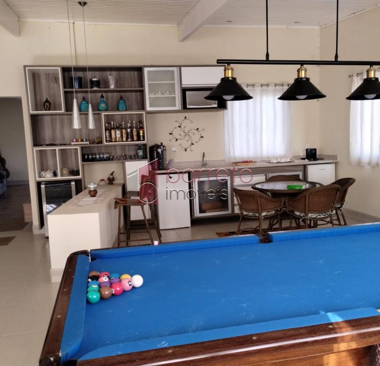 CASA A VENDA EM CONDOMÍNIO DE ALTO PADRÃO – RESIDENCIAL SOLAR DOS BANDEIRANTES – ITUPEVA/SP