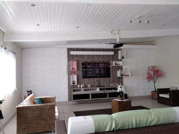 CASA A VENDA EM CONDOMÍNIO DE ALTO PADRÃO – RESIDENCIAL SOLAR DOS BANDEIRANTES – ITUPEVA/SP
