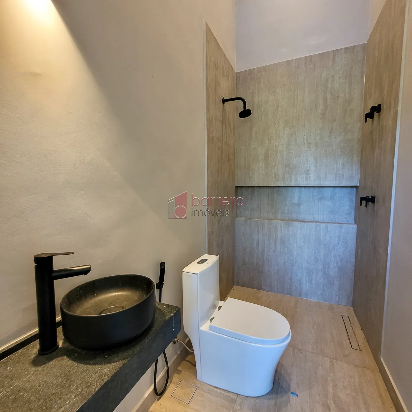CASA TÉRREA À VENDA NO CONDOMÍNIO FAZENDA SERRA AZUL – ITUPEVA/SP