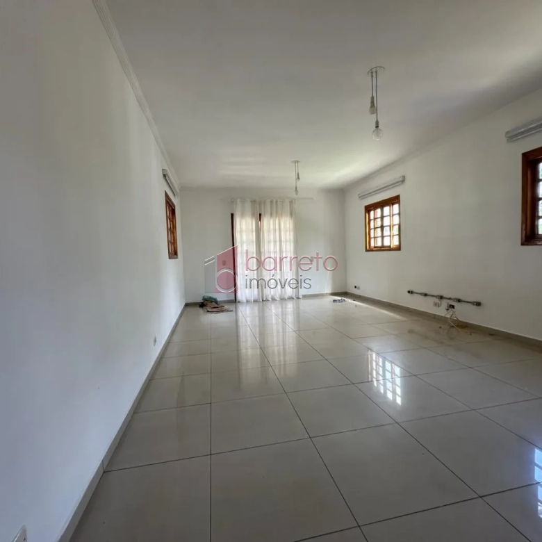 CASA TÉRREA PARA VENDA E LOCAÇÃO NO CONDOMÍNIO RESIDENCIAL DOS LAGOS – ITUPEVA/SP
