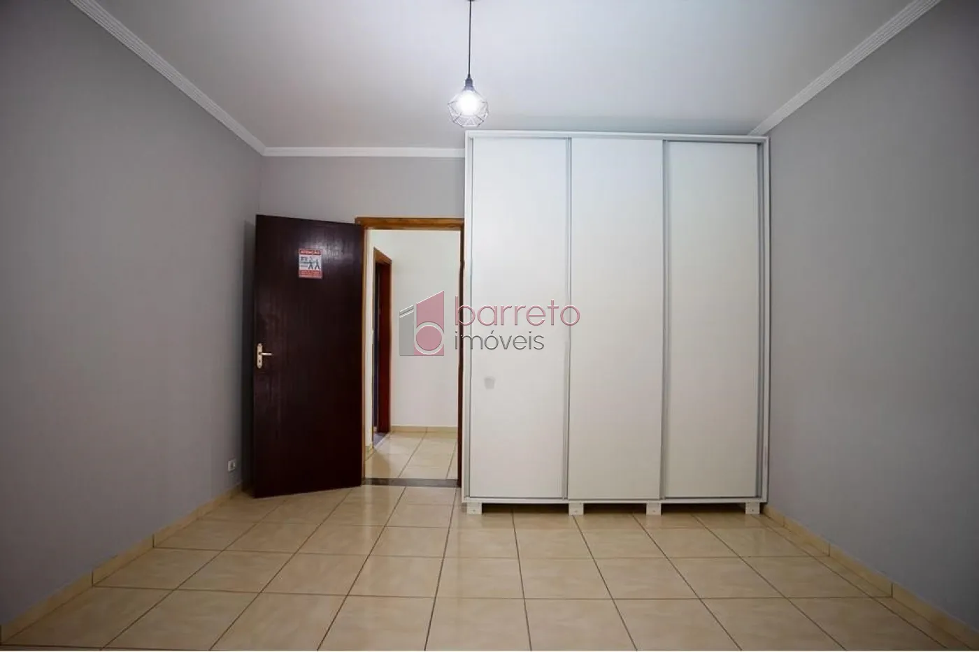 CASA TÉRREA PARA VENDA E LOCAÇÃO NO CONDOMÍNIO RESIDENCIAL DOS LAGOS – ITUPEVA/SP
