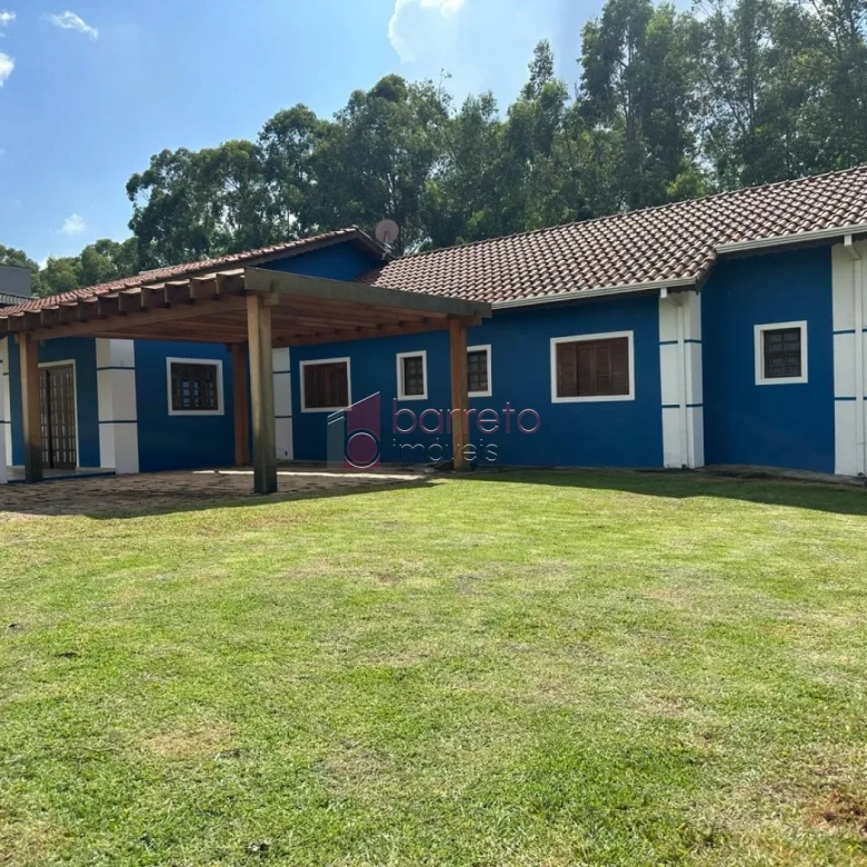CASA TÉRREA PARA VENDA E LOCAÇÃO NO CONDOMÍNIO RESIDENCIAL DOS LAGOS – ITUPEVA/SP