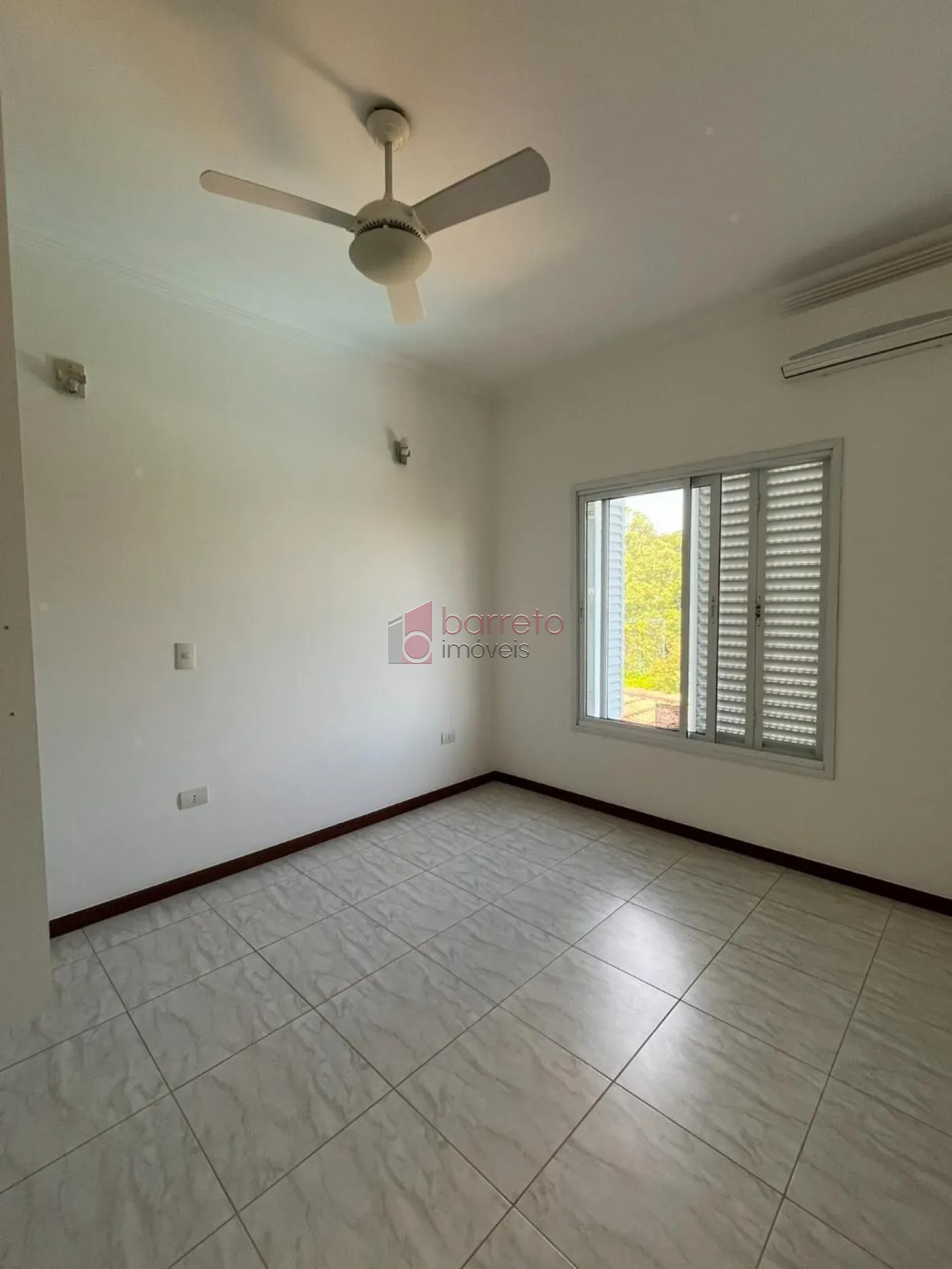 SOBRADO PARA VENDA OU LOCAÇÃO NO CONDOMÍNIO RESIDENCIAL DOS LAGOS – ITUPEVA/SP.
