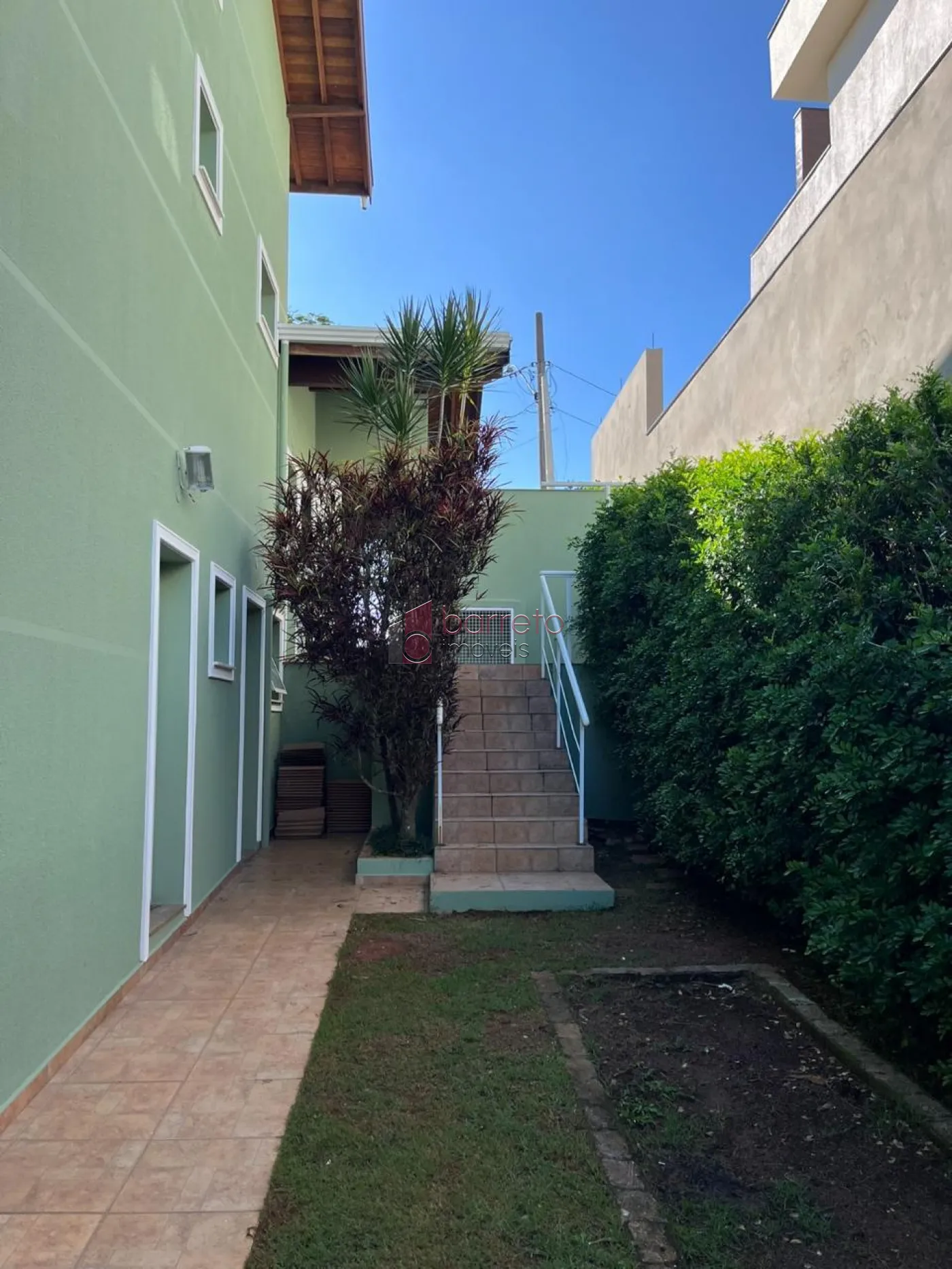 SOBRADO PARA VENDA OU LOCAÇÃO NO CONDOMÍNIO RESIDENCIAL DOS LAGOS – ITUPEVA/SP.