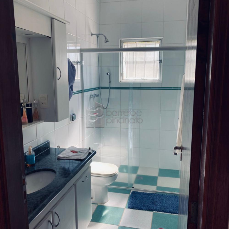 CASA SOBRADO COM 04 SUÍTES À VENDA NO CONDOMÍNIO VILLAGE MORRO ALTO – ITUPEVA/SP