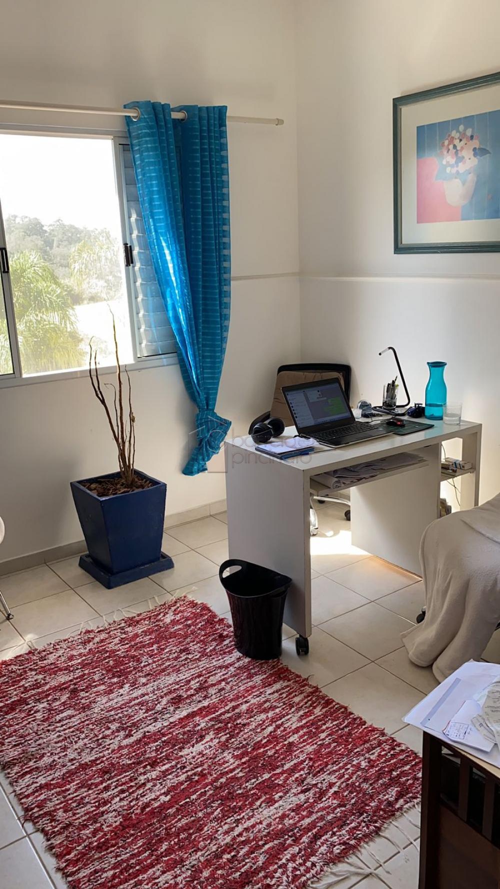 CASA SOBRADO COM 04 SUÍTES À VENDA NO CONDOMÍNIO VILLAGE MORRO ALTO – ITUPEVA/SP