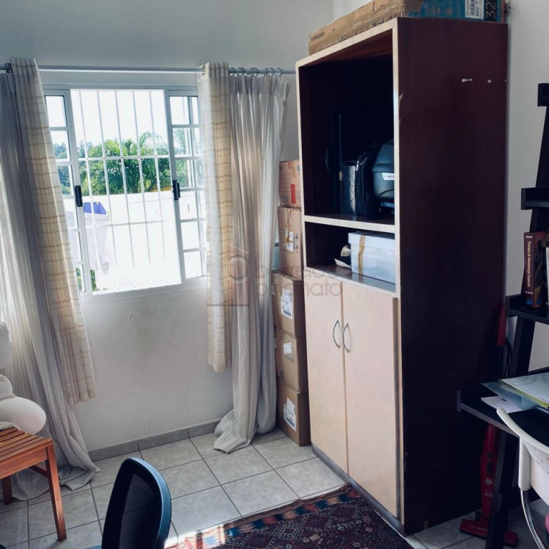 CASA SOBRADO COM 04 SUÍTES À VENDA NO CONDOMÍNIO VILLAGE MORRO ALTO – ITUPEVA/SP