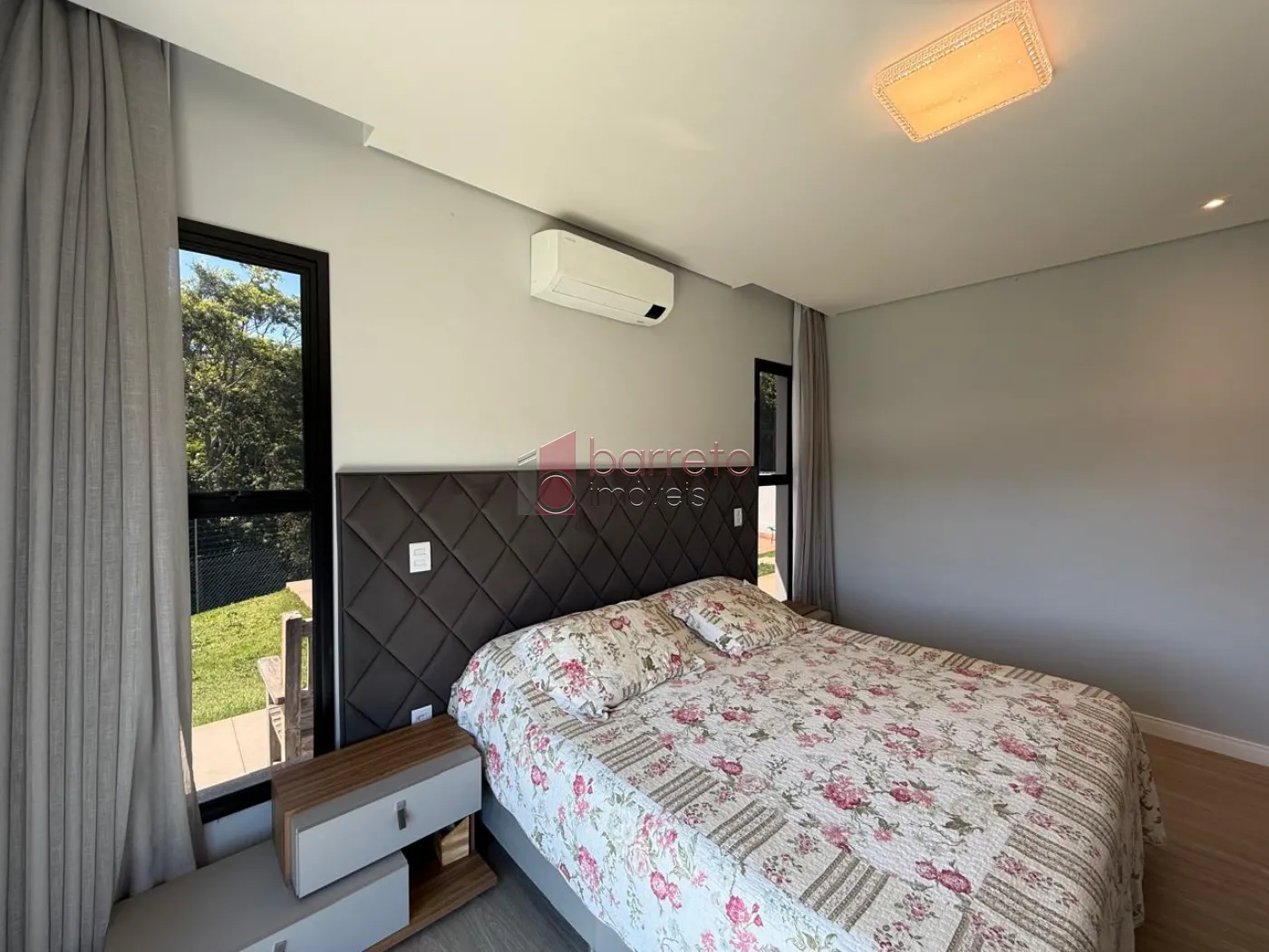 CASA TÉRREA DE ALTO PADRÃO COM 03 SUÍTES À VENDA NO CONDOMÍNIO TERRAS DA ALVORADA – JUNDIAÍ/SP