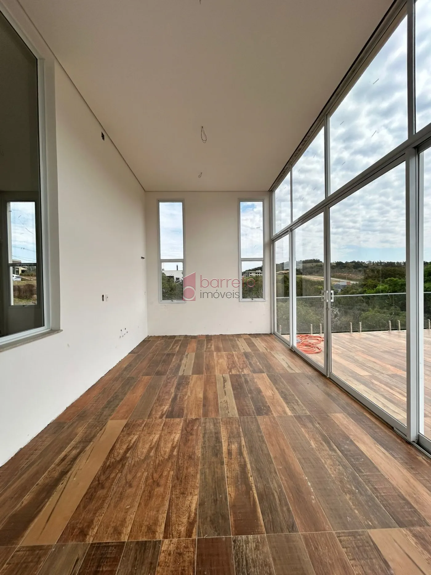 CASA À VENDA NO CONDOMÍNIO RESEDÁS EM ITUPEVA/SP