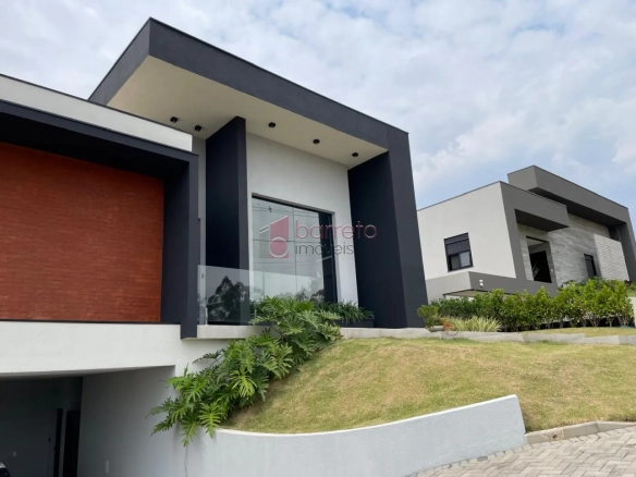 CASA À VENDA NO CONDOMÍNIO PARQUE DOS RESEDÁS EM ITUPEVA/SP