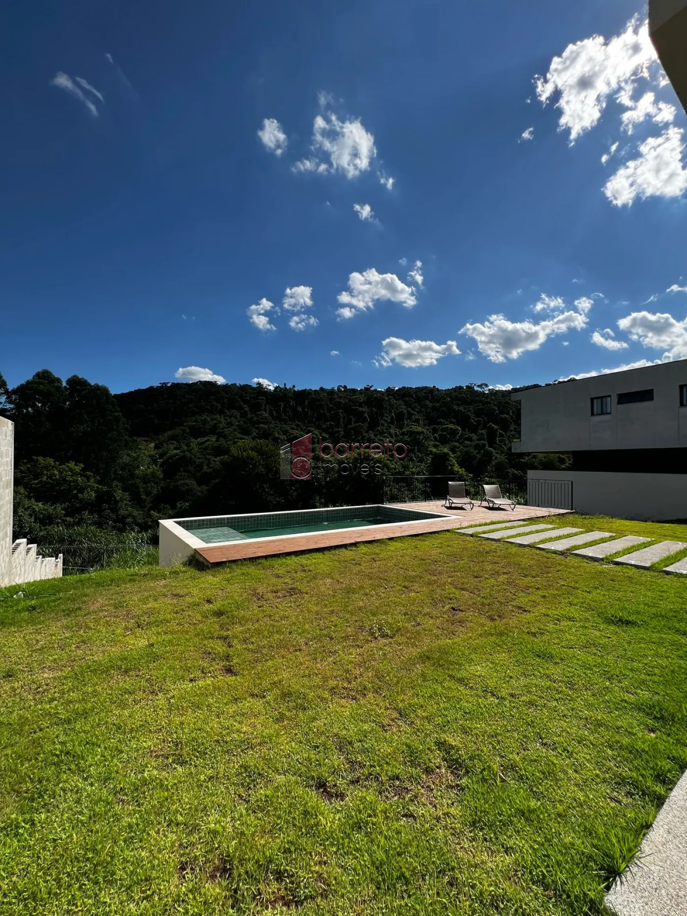 CASA À VENDA NO CONDOMÍNIO SERRA AZUL, EM ITUPEVA/SP