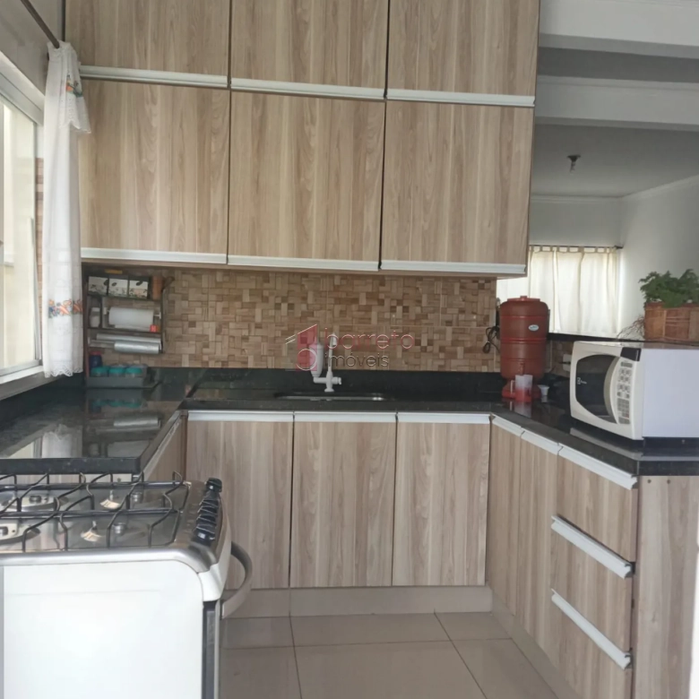 CASA COM 03 QUARTOS À VENDA NO BAIRRO PARQUE RESIDENCIAL PARAÍSO EM ITUPEVA/SP